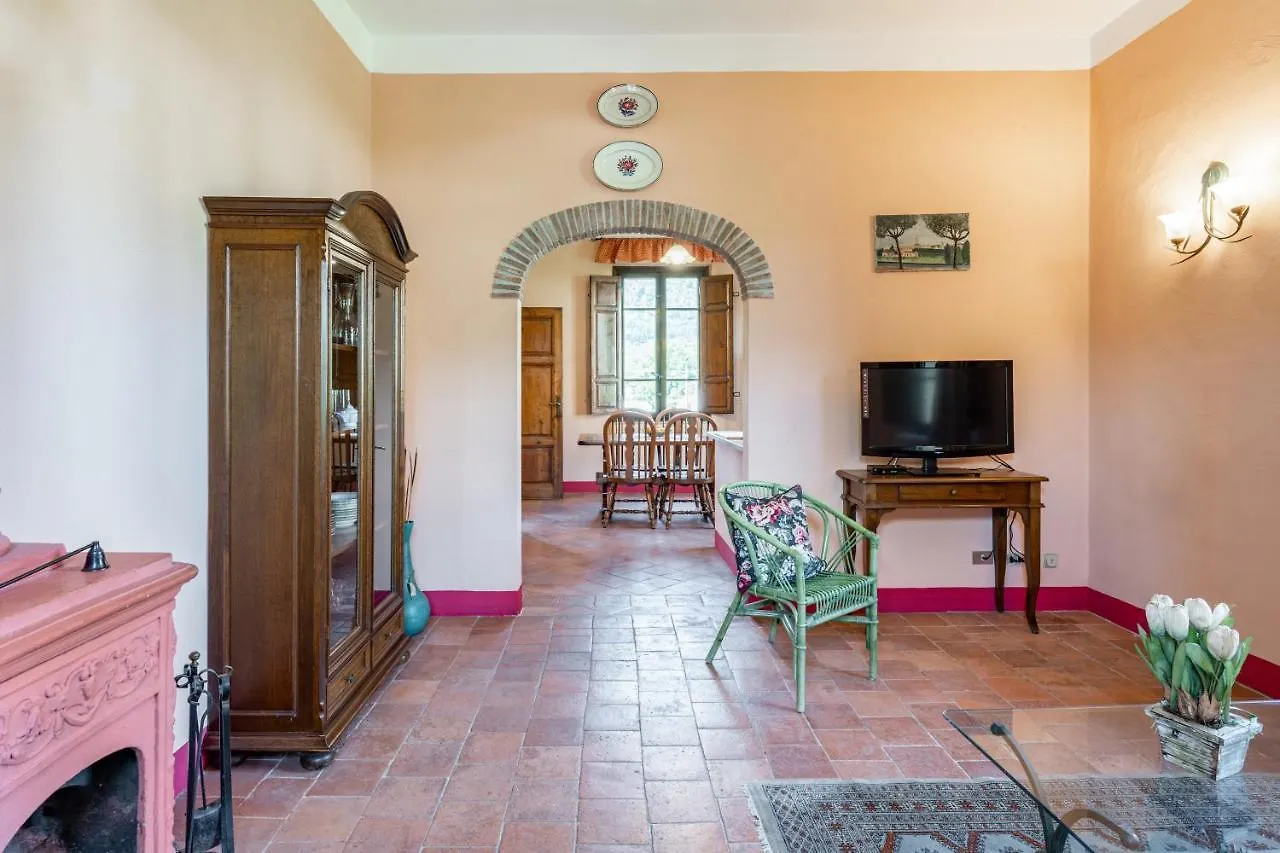 Tuscany Wonderful Flat In Villa With Shared Garden Ghivizzano